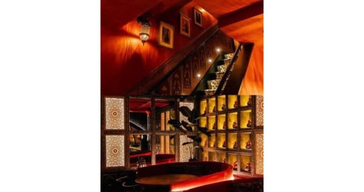 Asked to Give Up Their Table Just 70 Minutes Into Dinner, NYC Diner Calls Out Moroccan Restaurant Ayah Over Strict Seating Limit